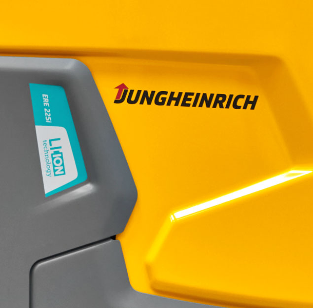 Jungheinrich truck with lithium-ion sticker